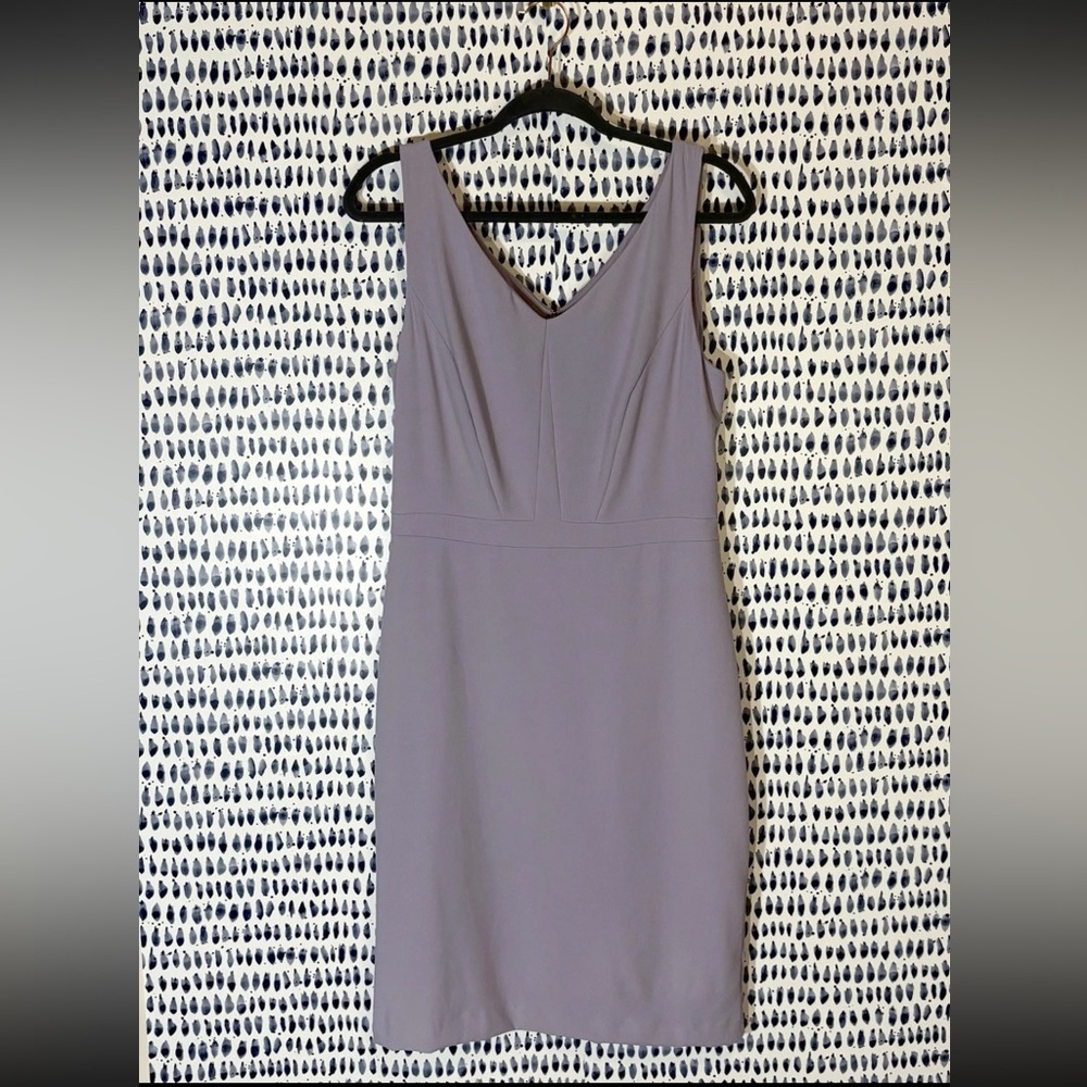 White House Black Market Sleeveless Dress sz 10 form fitting business lavender